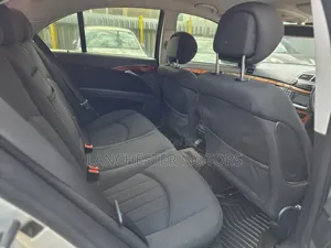 Mercedes-Benz E300 2008 Silver