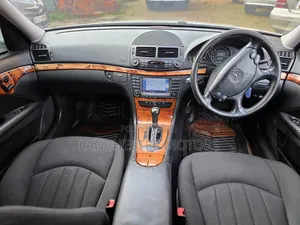 Mercedes-Benz E300 2008 Silver