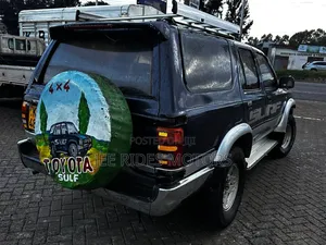 Toyota Hilux Surf 1997 Black