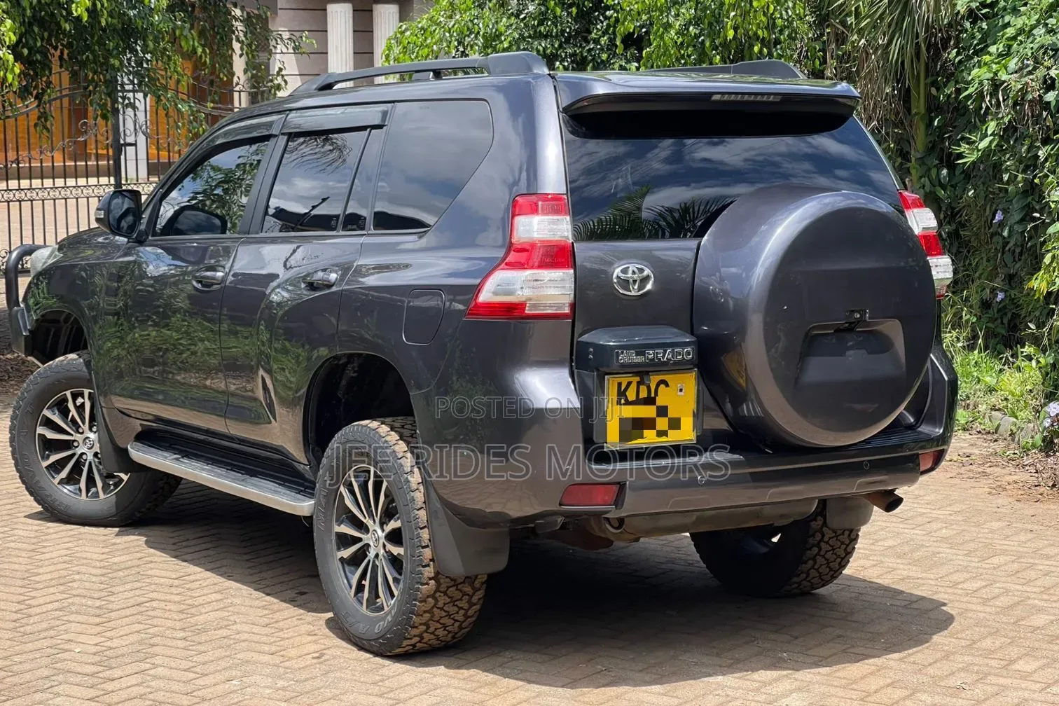 Toyota Land Cruiser Prado 3.0 TD 2013 Gray