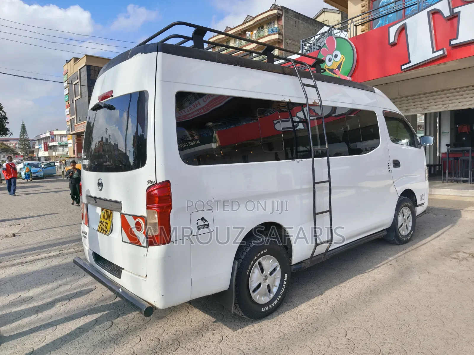Nissan Caravan (Urvan) 2016 White
