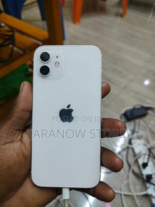 Apple iPhone 11 64 GB White - thumbnail 2