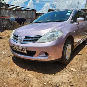 Nissan Tiida 2010 Pink
