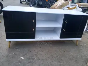 4.5 FTS Executive American Flats Tv Stand