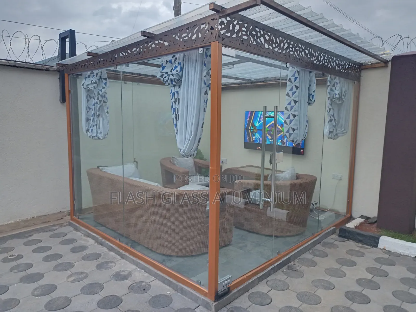 Gazebo Glass Design