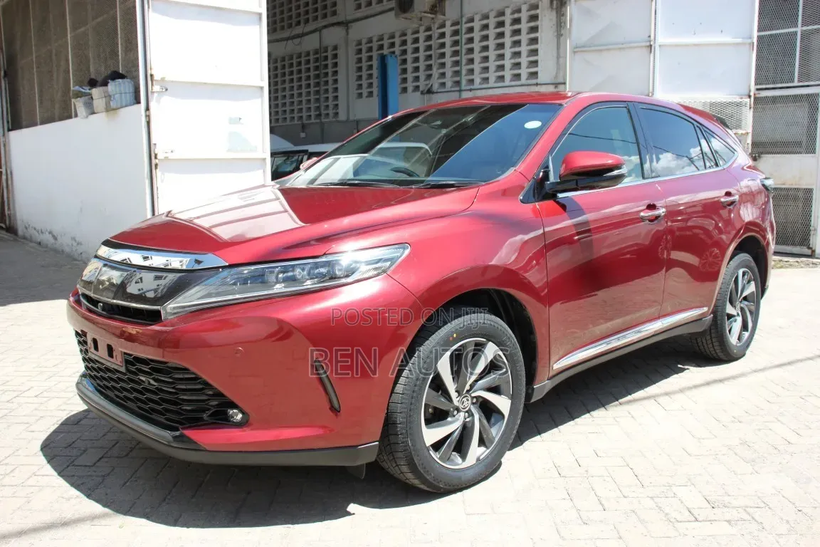 Toyota Harrier 2.0 4WD 2020 Red