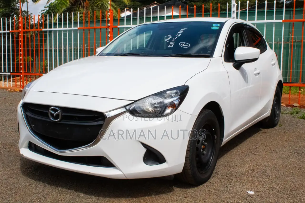 Mazda Demio 2019 White