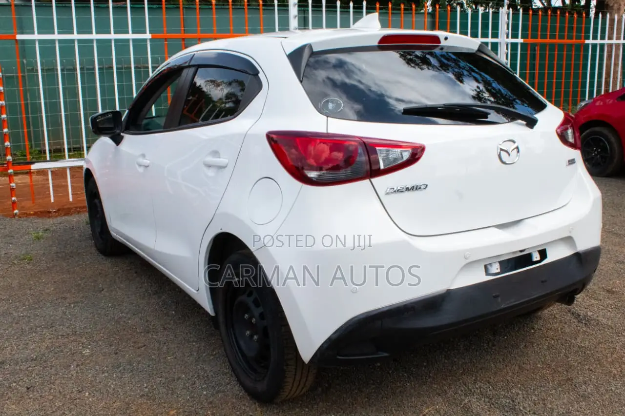 Mazda Demio 2019 White