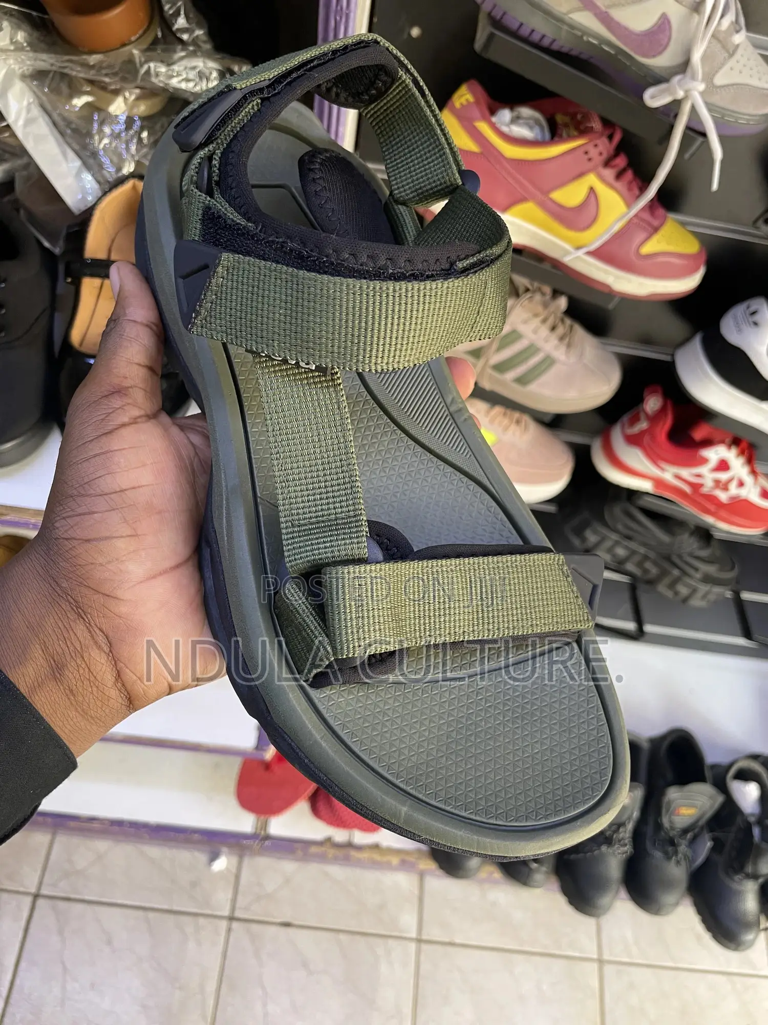 Teva Sandals/ Open/