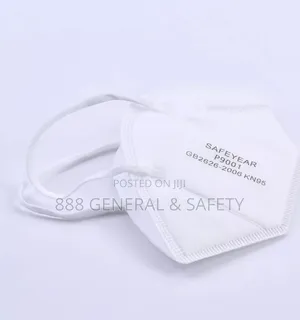 Kn95 Face Mask (Kn95 White Valved Safety Mask)