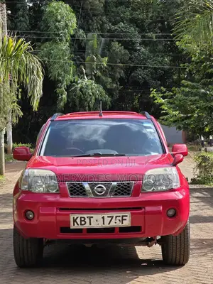 Nissan X-Trail 2005 Red