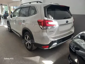 Subaru Forester 2019 White