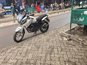 TVS Apache 180 RTR 2018 White