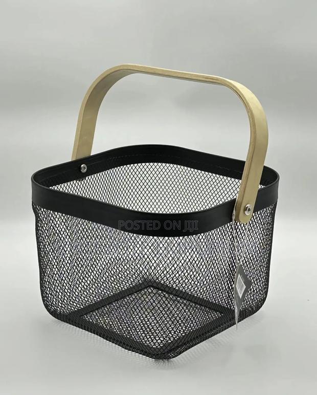Square Pantry Mesh Wire Fruit Basket - thumbnail 3