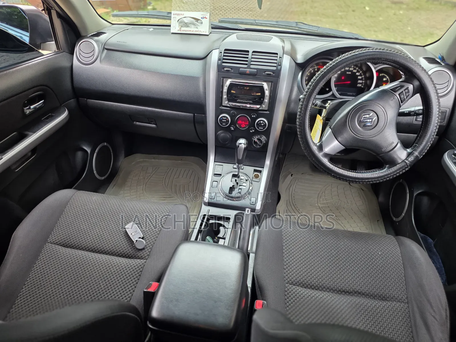 Suzuki Escudo 2009 Black