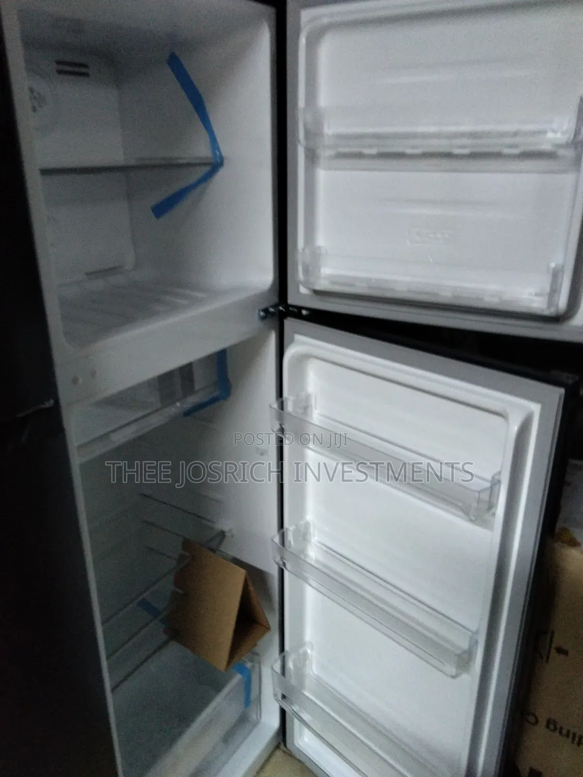 Von Refrigerator Double Door 255 Litres No Frost