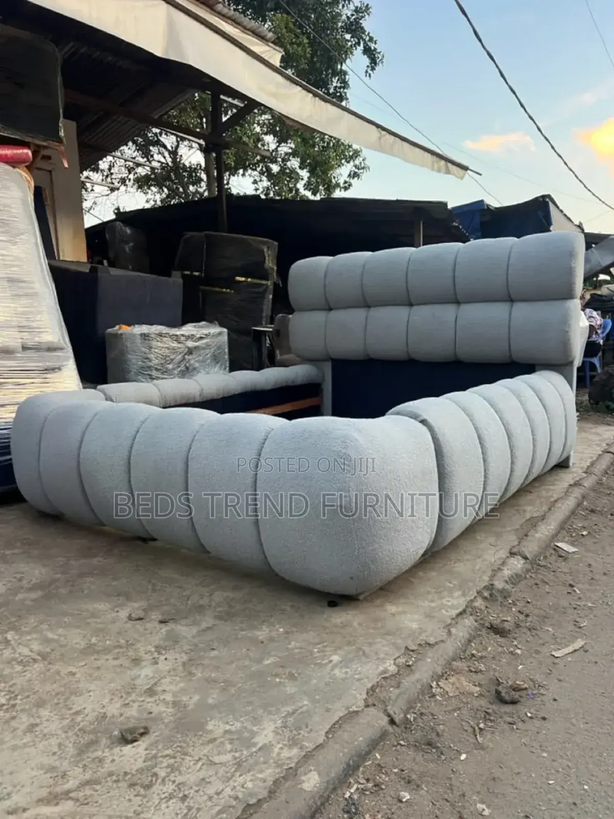 Tufted Bubble Bed 6 by 6