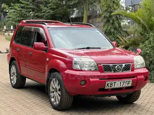 Nissan X-Trail 2005 Red