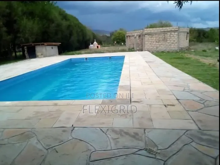 Stone Mazeras Cladding