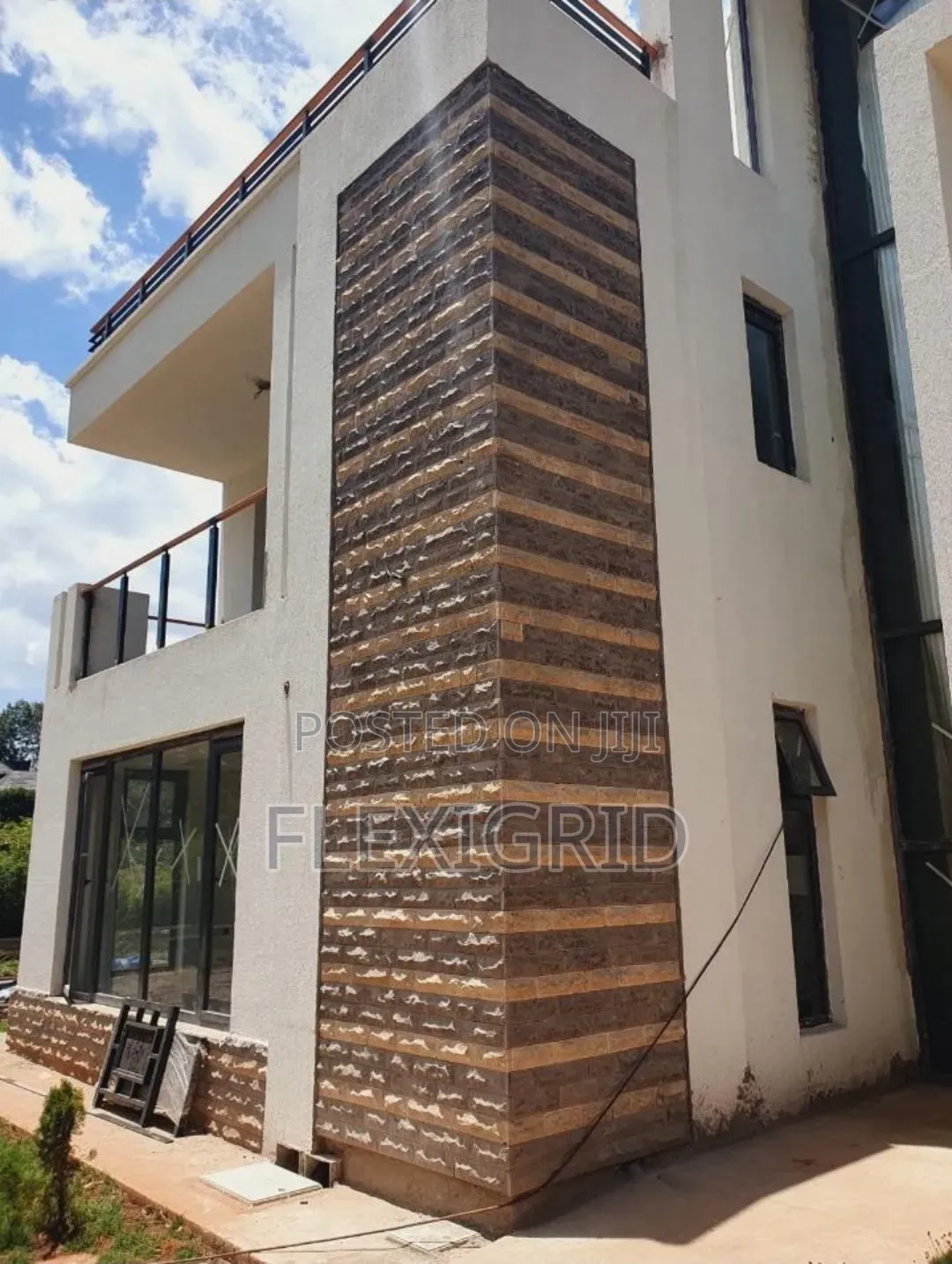 Stone Mazeras Cladding