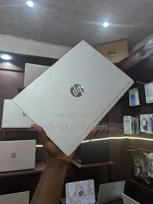 New Laptop HP EliteBook 1040 G8 16GB Intel Core i5 SSD 256GB