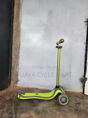 A 3 Wheeled Ex Usa Scooter