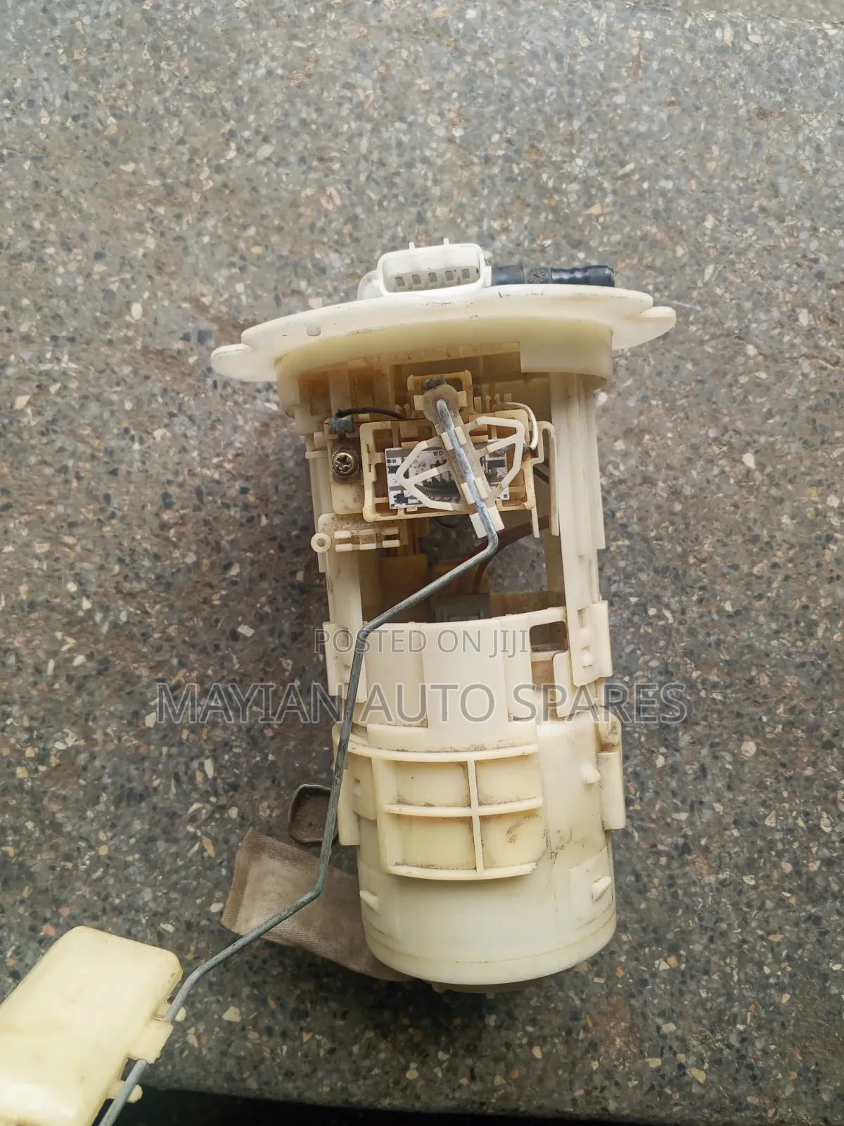 Fuel Pump Complete Nissan Wingroad Y11