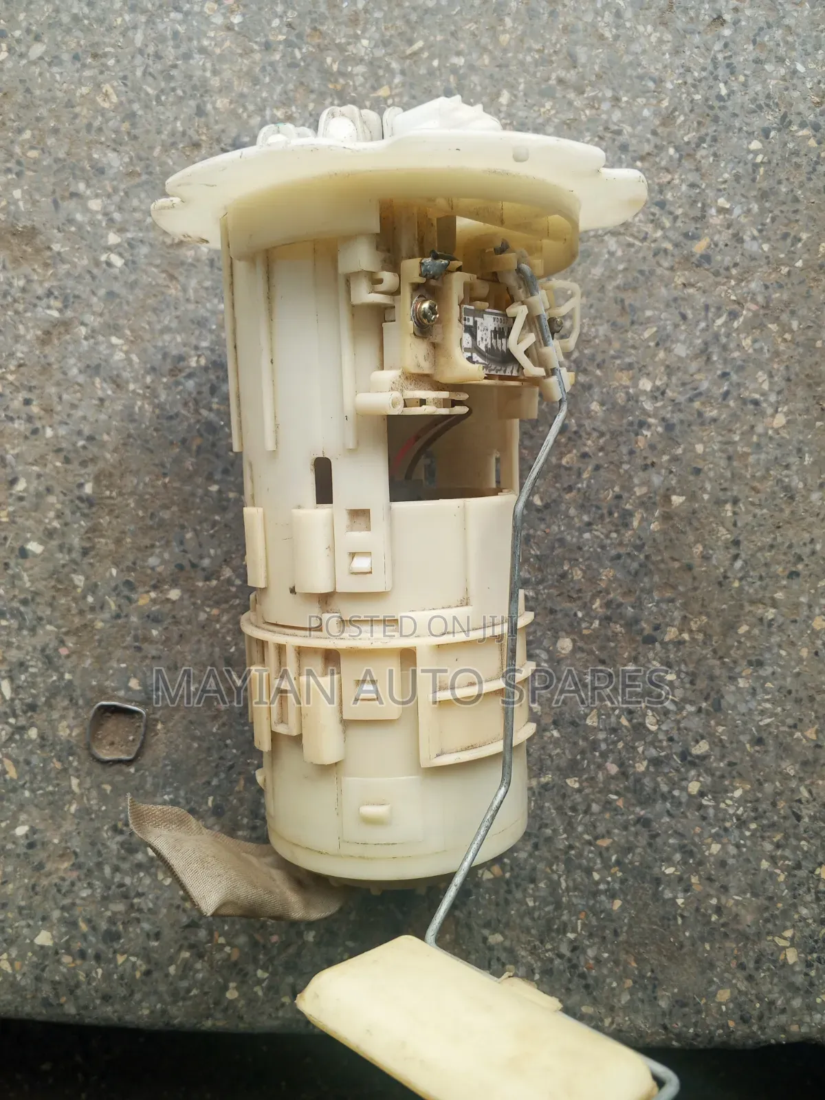 Fuel Pump Complete Nissan Wingroad Y11