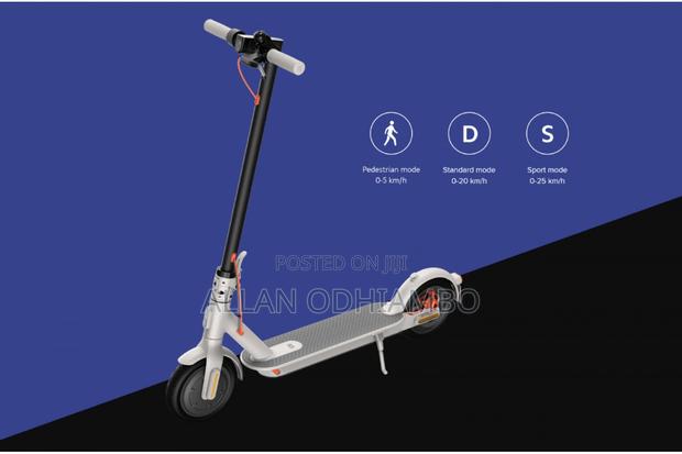 Motorcycle 2025 Black - thumbnail 2