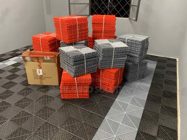Garage Tiles for Clean Professional Garage Flooring