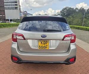 Subaru Outback 2017 Gray