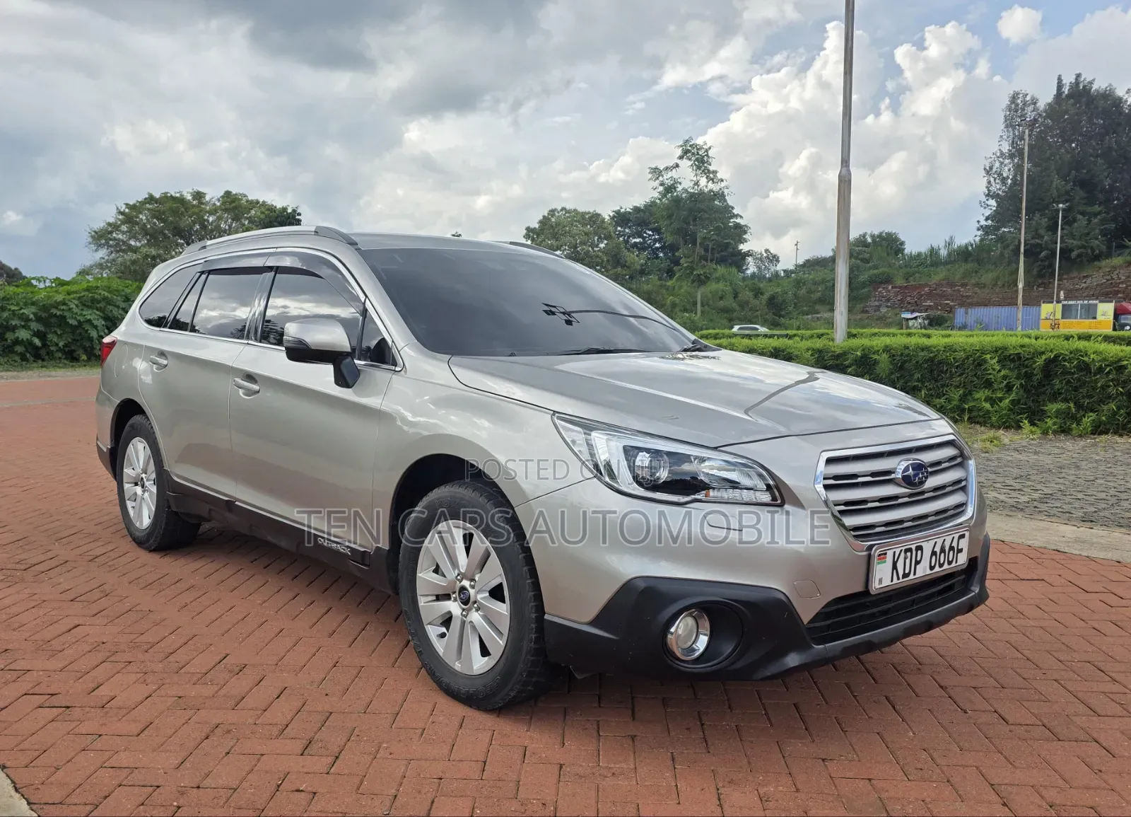Subaru Outback 2017 Gray