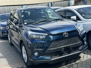 Toyota Raize 2020 Blue
