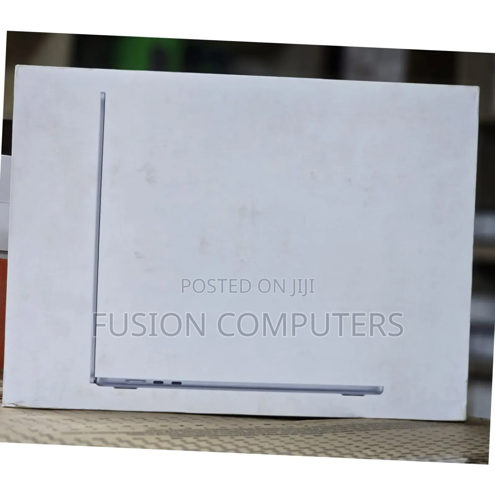 New Laptop Apple MacBook Air 16GB Apple M4 SSD 256GB