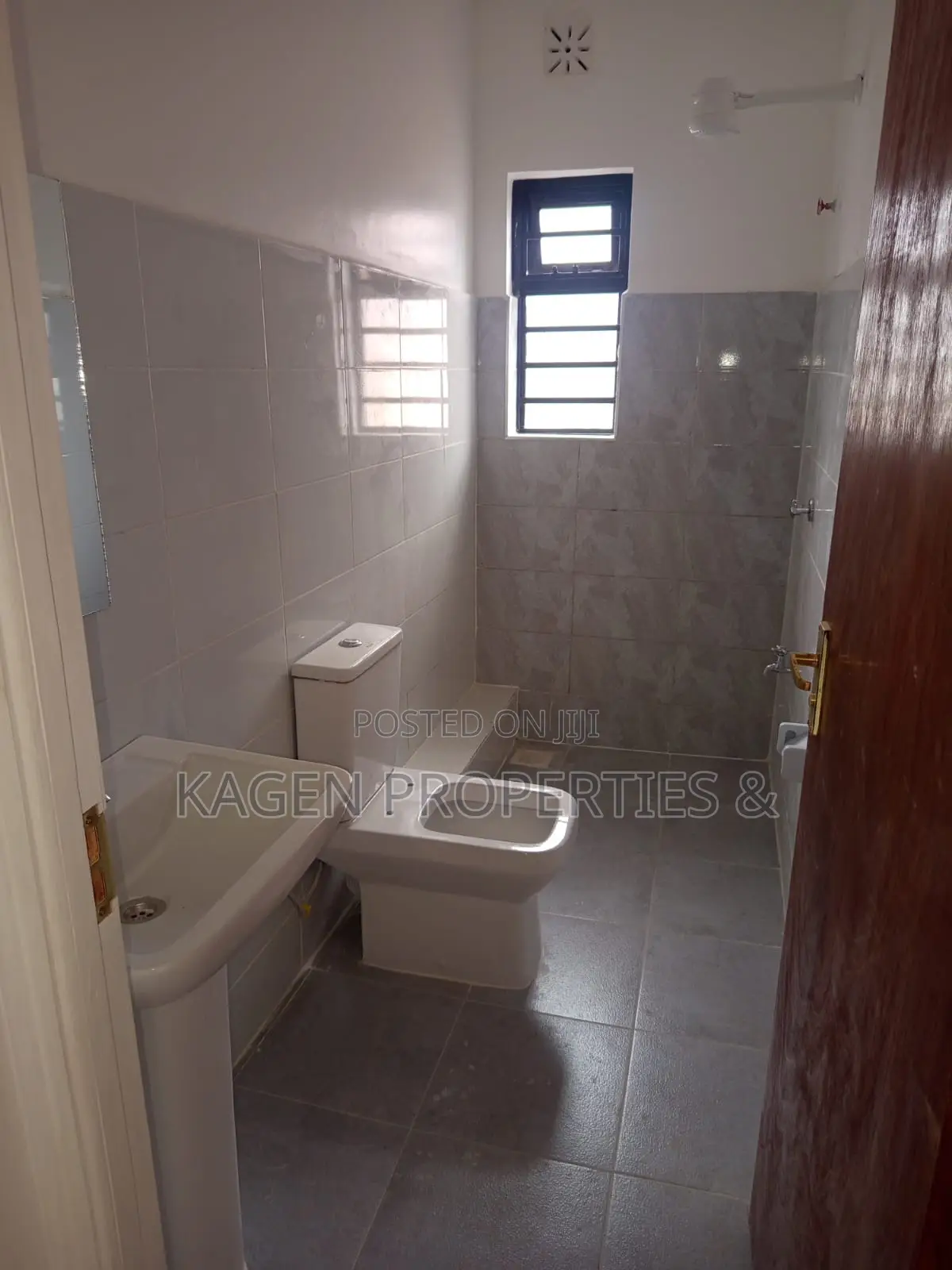 3bdrm Bungalow in Matasia for sale