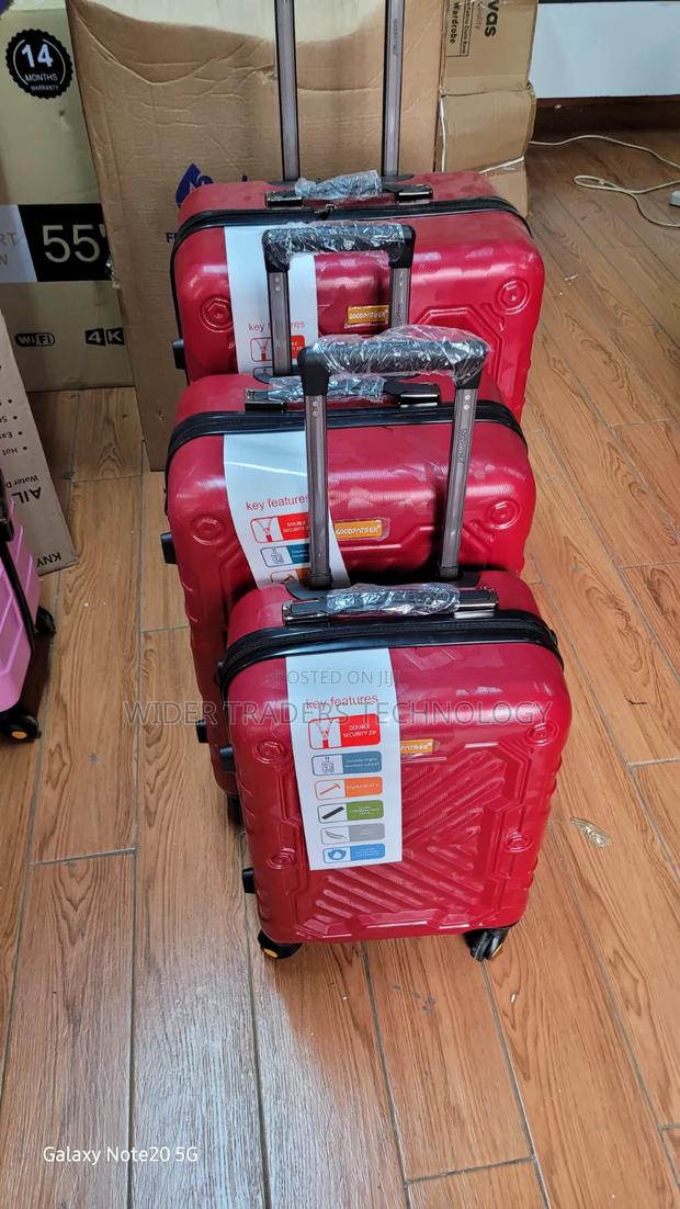 Luxurious 3 in 1 Unbreakable Suitcases Red - thumbnail 2