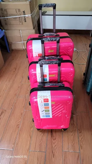 Luxurious 3 in 1 Unbreakable Suitcases Hot Pink