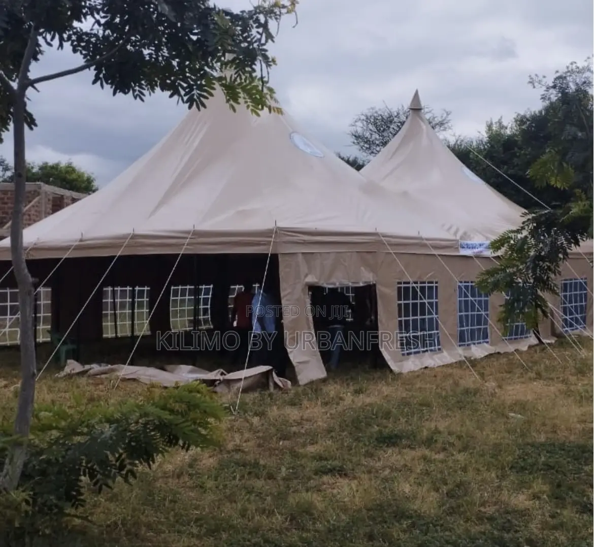 Pyramid 300 / 500 Seater Tents.