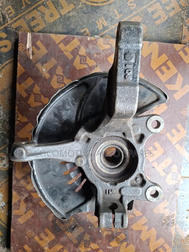 Front Hub Nissan March/Note E12 - thumbnail 2