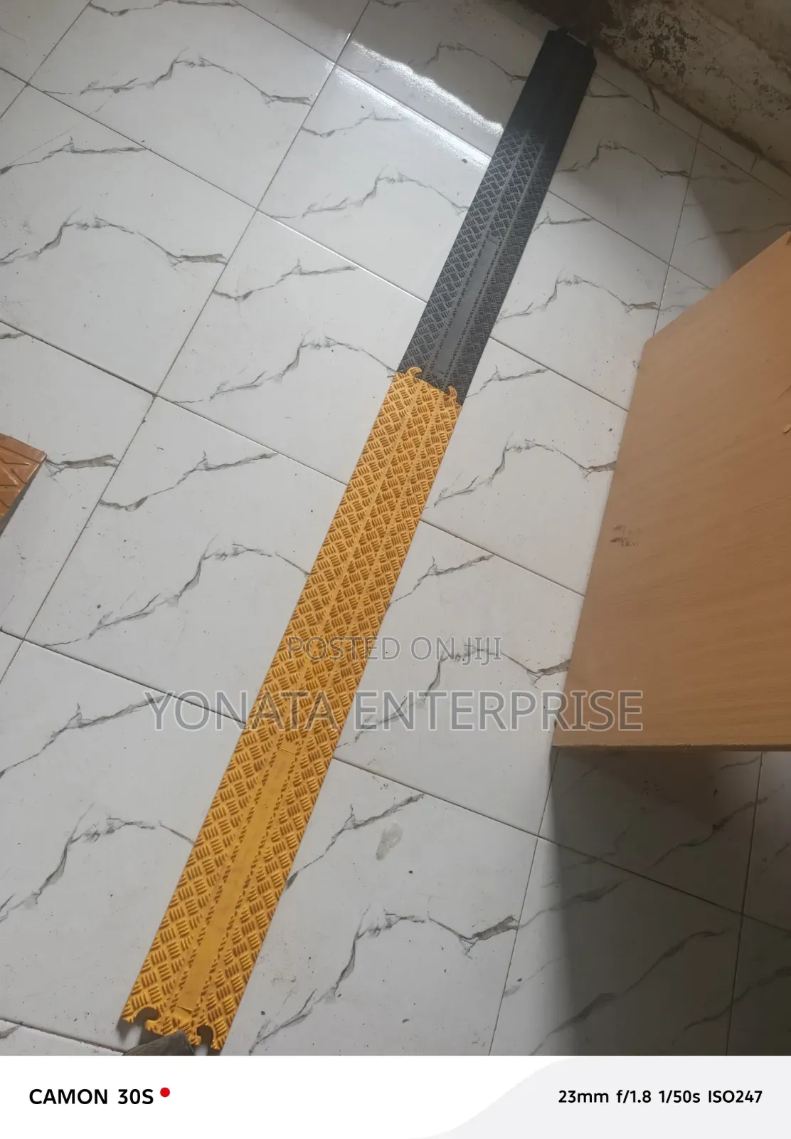 Antislip Interior Rubber Cable Protector