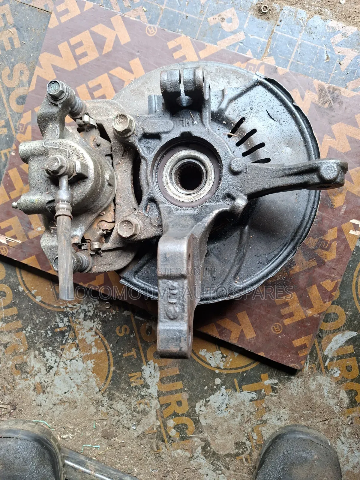 Complete Hub Nissan Note / March