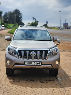 Toyota Land Cruiser Prado 2.8 D-4D 2015 Beige
