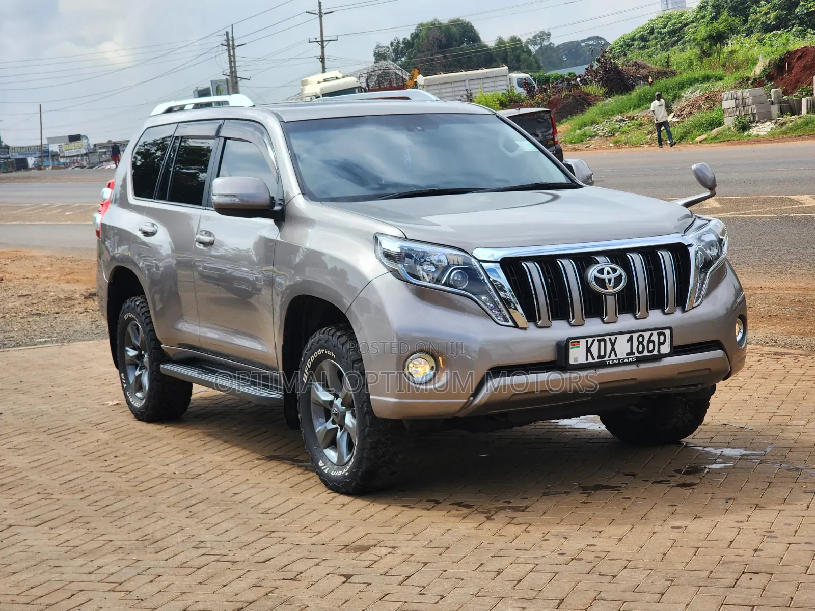 Toyota Land Cruiser Prado 2.8 D-4D 2015 Beige