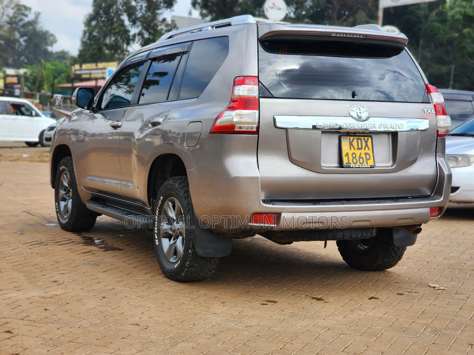 Toyota Land Cruiser Prado 2.8 D-4D 2015 Beige