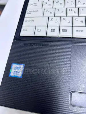 Laptop Fujitsu Lifebook A557 4GB Intel Core i5 HDD 500GB