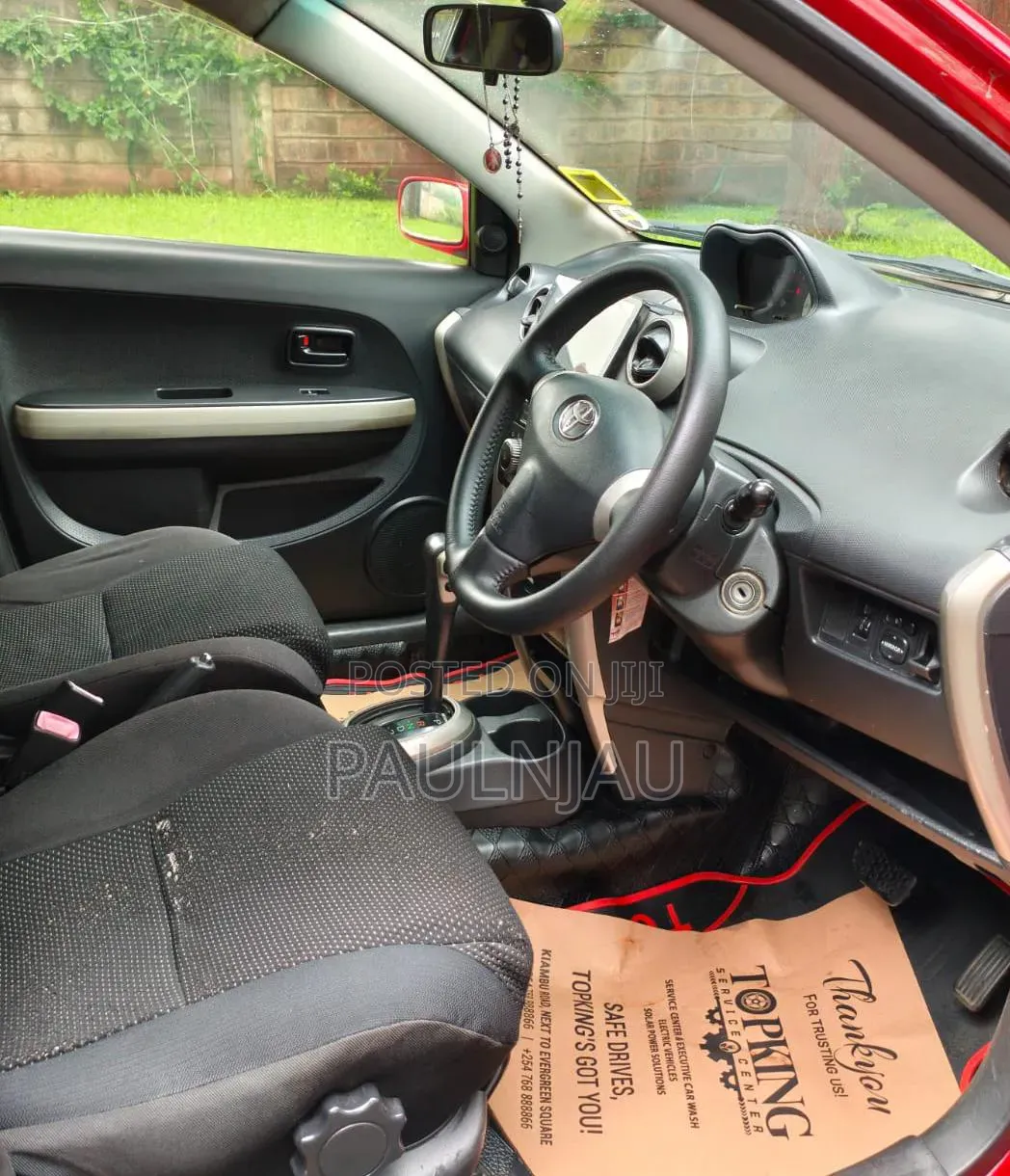 Toyota IST 2009 Red