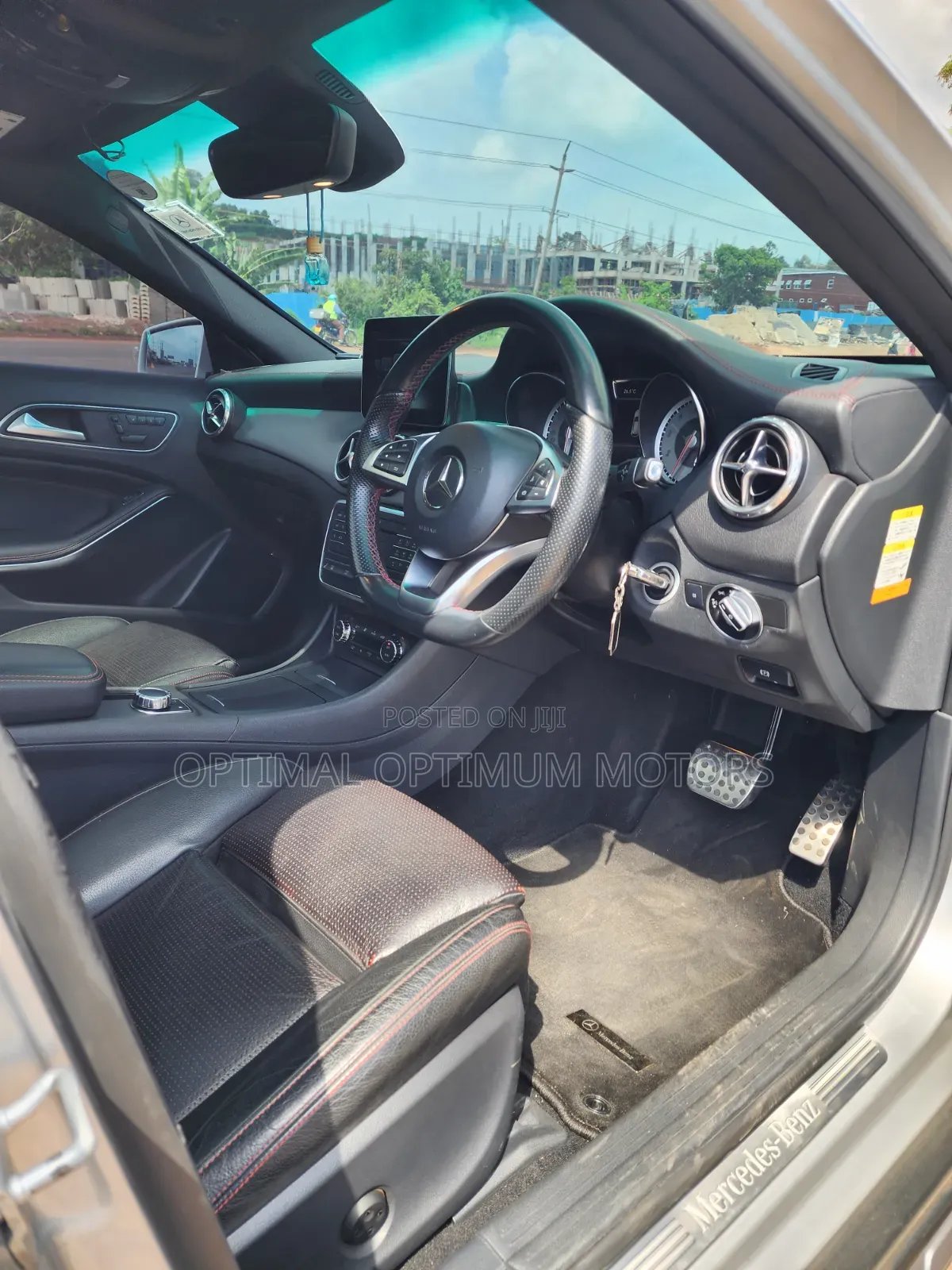 Mercedes-Benz GLA 250 2017 Silver
