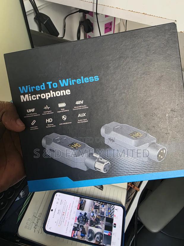 Wire to Wireless Microphone Convertor - main view