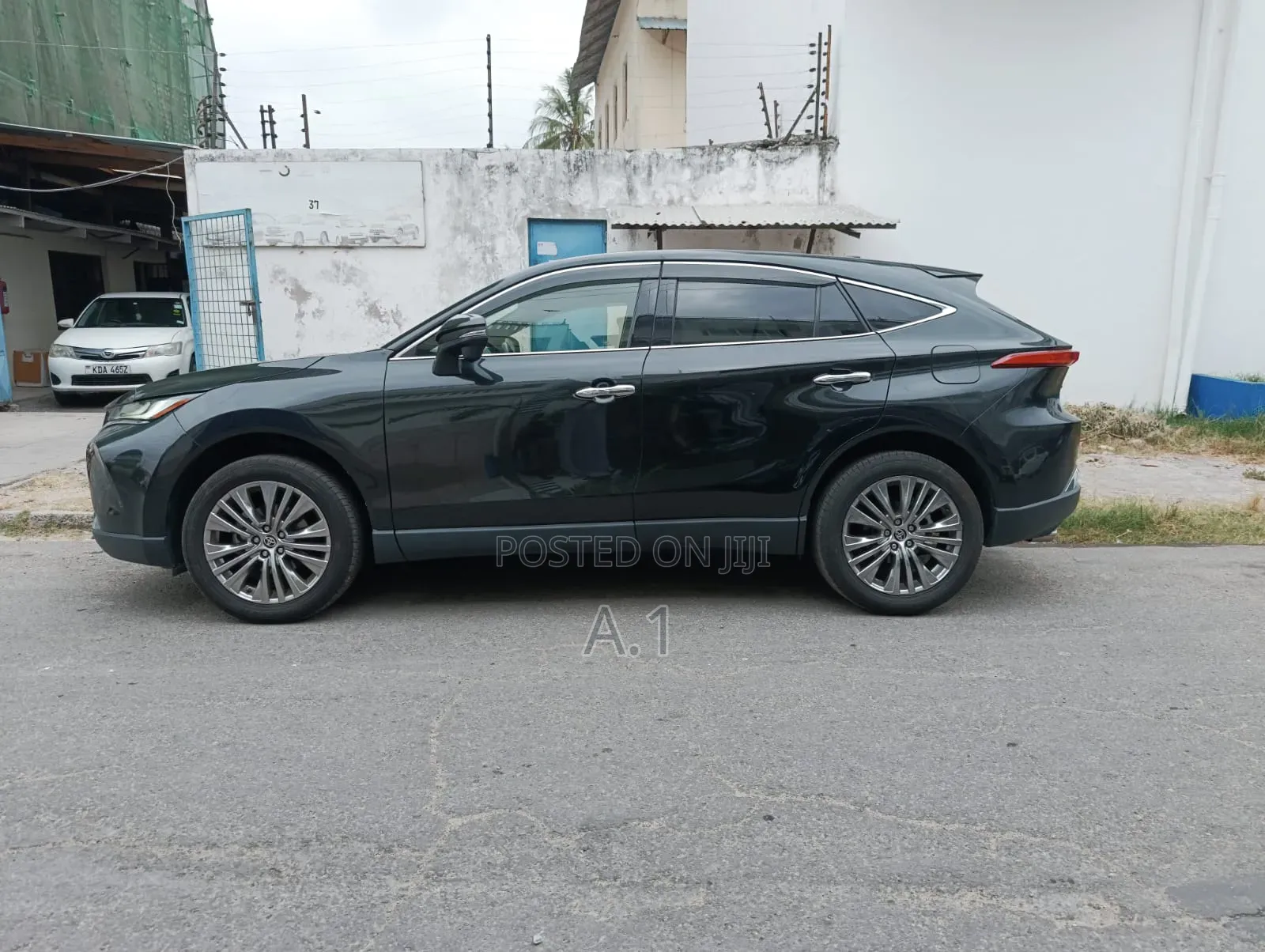 Toyota Harrier 2020 Matt Black