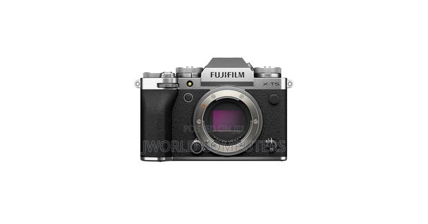 Fuji Xt5 Body - thumbnail 4